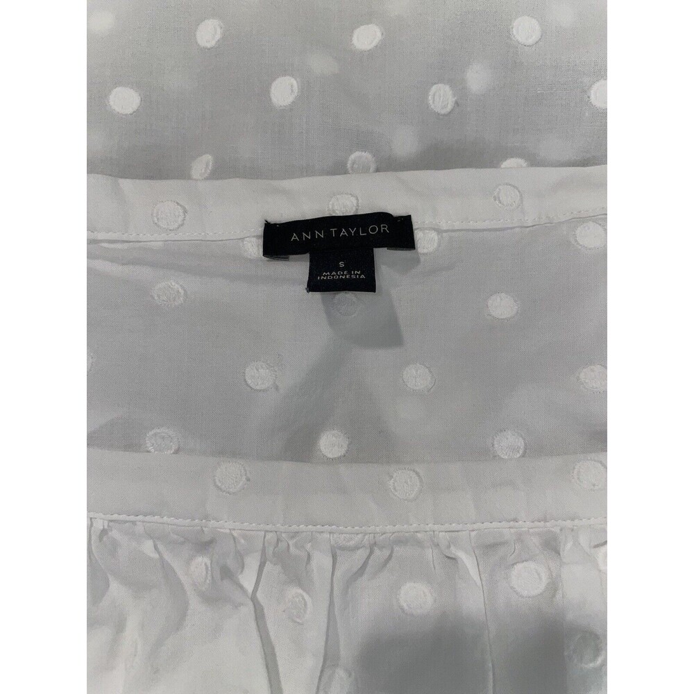 🤍 Ann Taylor White Polka Dot Square Neck Blouse – Size Small - Picture 4 of 4